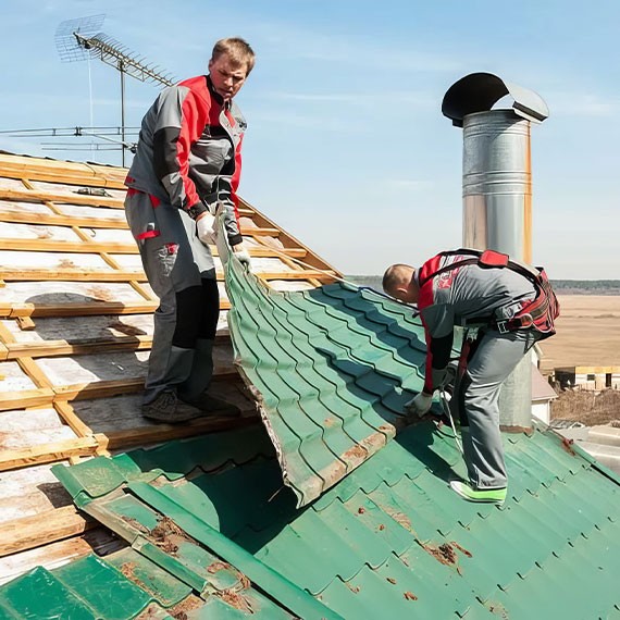 Демонтаж кровли и крыши в Большом Камень и Приморском крае